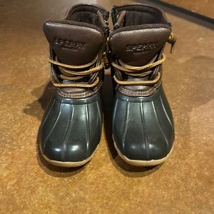 Unisex toddler Sperry duckboots size 10